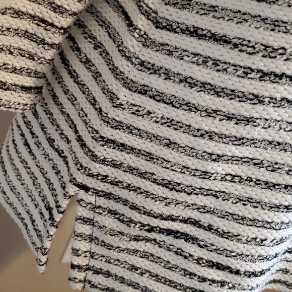 LOFT BLOUSE SZ S - Picture 4 of 7